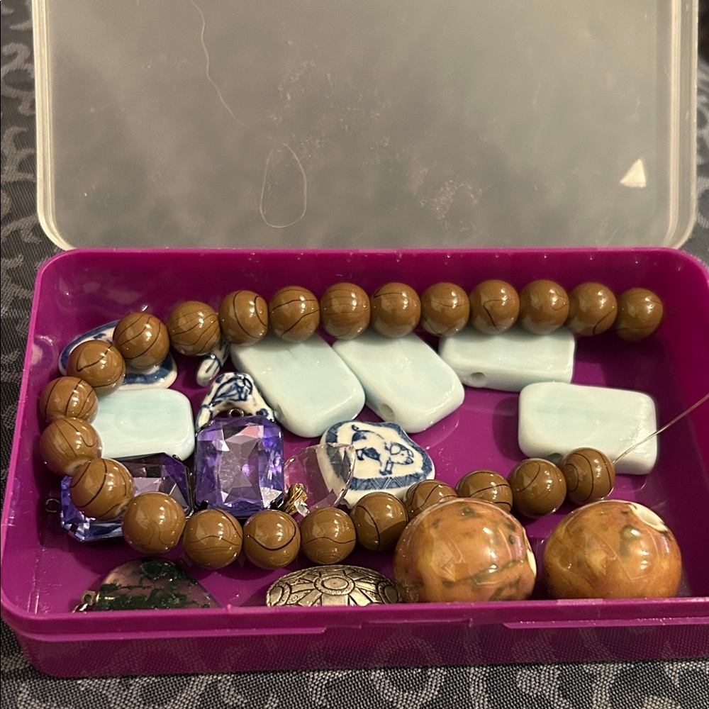 Beads, Birds, Pig, Pendants